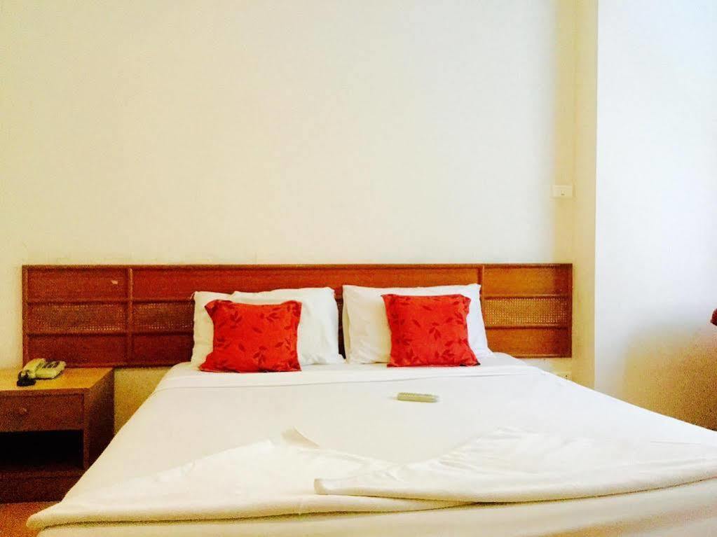Michael Inn Pattaya Exterior photo